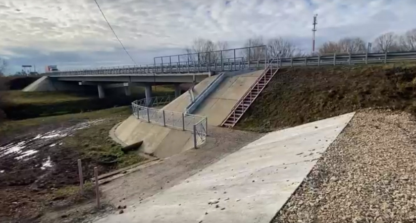 В Йошкар-Оле дамбу на реке Монага строят с недочетами