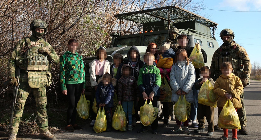 Росгвардейцы помогли многодетной семье из ДНР