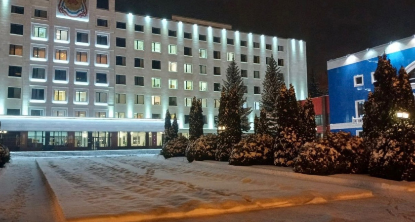Жителям Йошкар-Олы на два месяца запретят парковаться на площади Ленина
