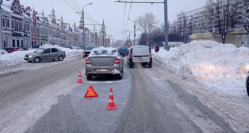 Перебегавшего дорогу 11-летнего мальчика сбила иномарка в Йошкар-Оле