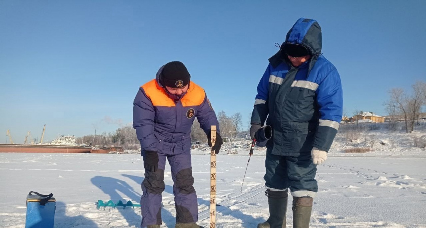 Спасатели Марий Эл продолжают следить за толщиной льда на водоемах республики
