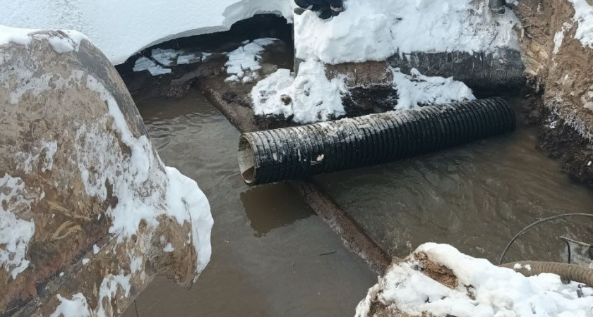 Из-за аварии на водопроводе деревня и поселок в Марий Эл остались без воды