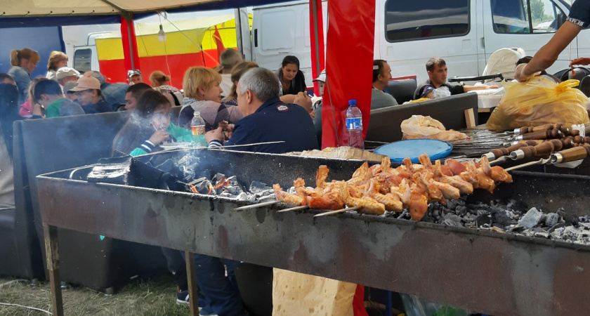 Названы самые кошмарные маринады для шашлыков: даже по скидке не берите, только здоровье испортите