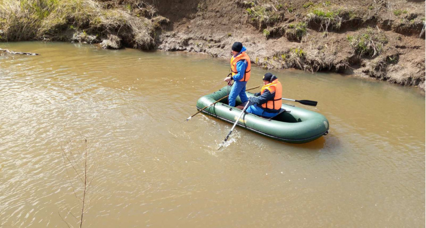 На дне реки в Новоторъяльском районе нашли тело мужчины
