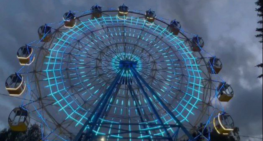 Представление из 15000 светодиодов увидели жители Йошкар-Олы