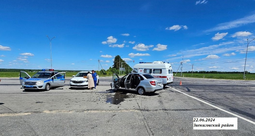 Автоледи отправила 9-летнюю девочку в больницу в Звениговском районе