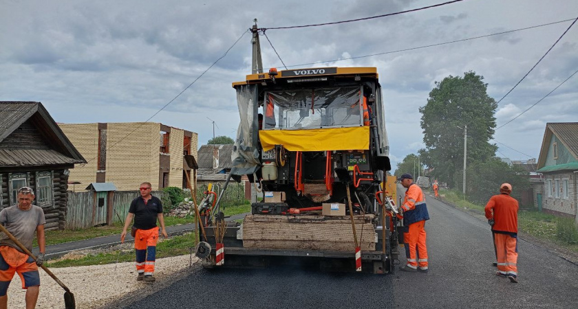 Полтора километра нового асфальта постелили на улице Большое Чигашево