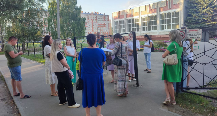 Дети не могут попасть в школу по прописке в Йошкар-Оле: “Обратились к генеральному прокурору России”