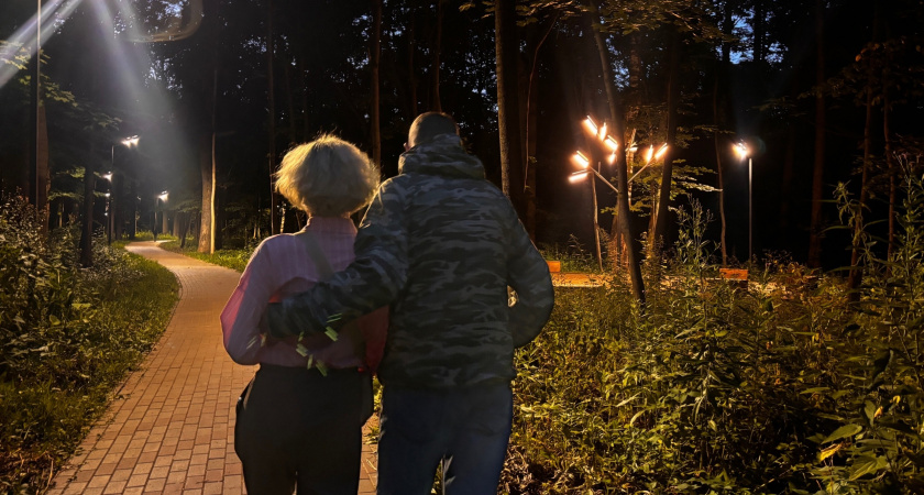 Эти привычки на первом свидании кричат об очень низком интеллекте женщины