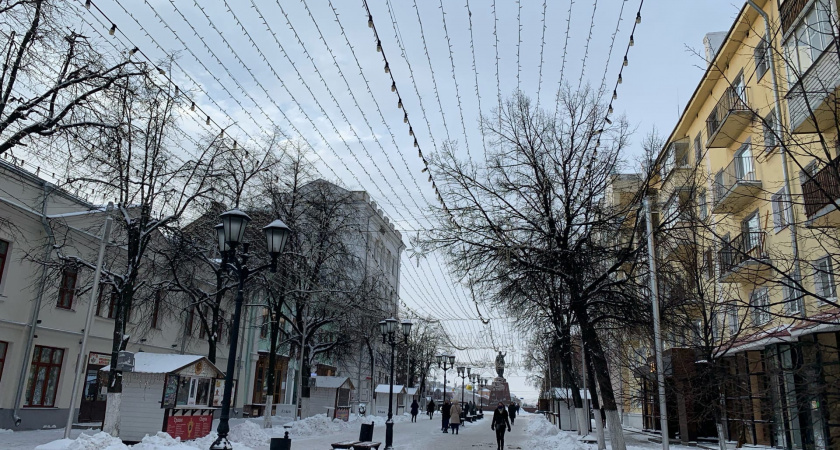 Праздничные дни изменят из-за обстановки в стране: новогодние каникулы 2024-2025 уже не будут такими, как раньше