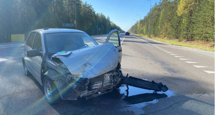 Подросток с женщиной попали в больницу после аварии в Медведевском районе