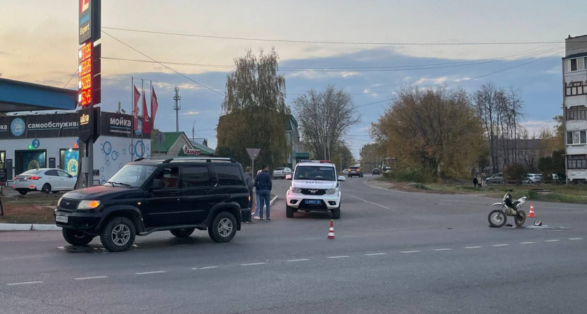  В Волжске подросток на питбайке не поделил дорогу с машиной и попал в больницу