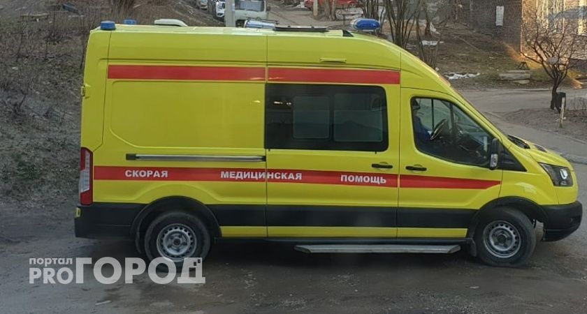 Yaguar сбил 12-летнюю девочку на переходе в Йошкар-Оле 