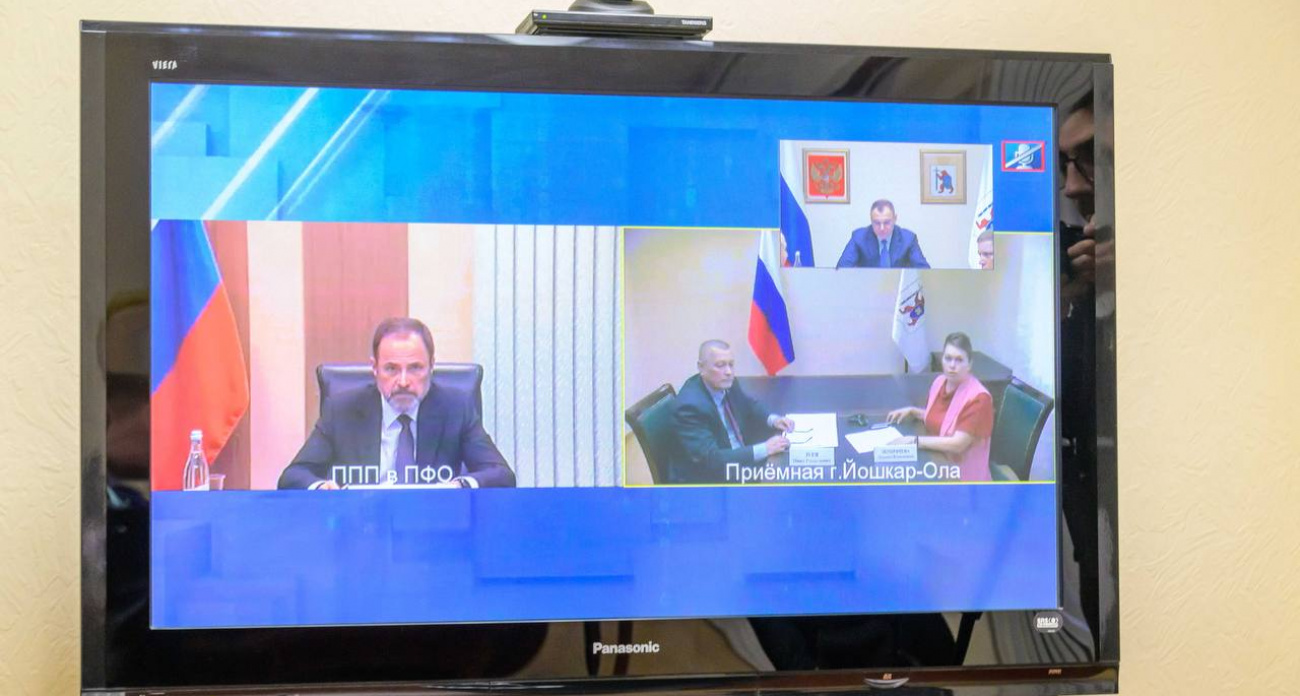 Для ремонта дороги жителям Новоторъяльского района пришлось жаловаться Путину