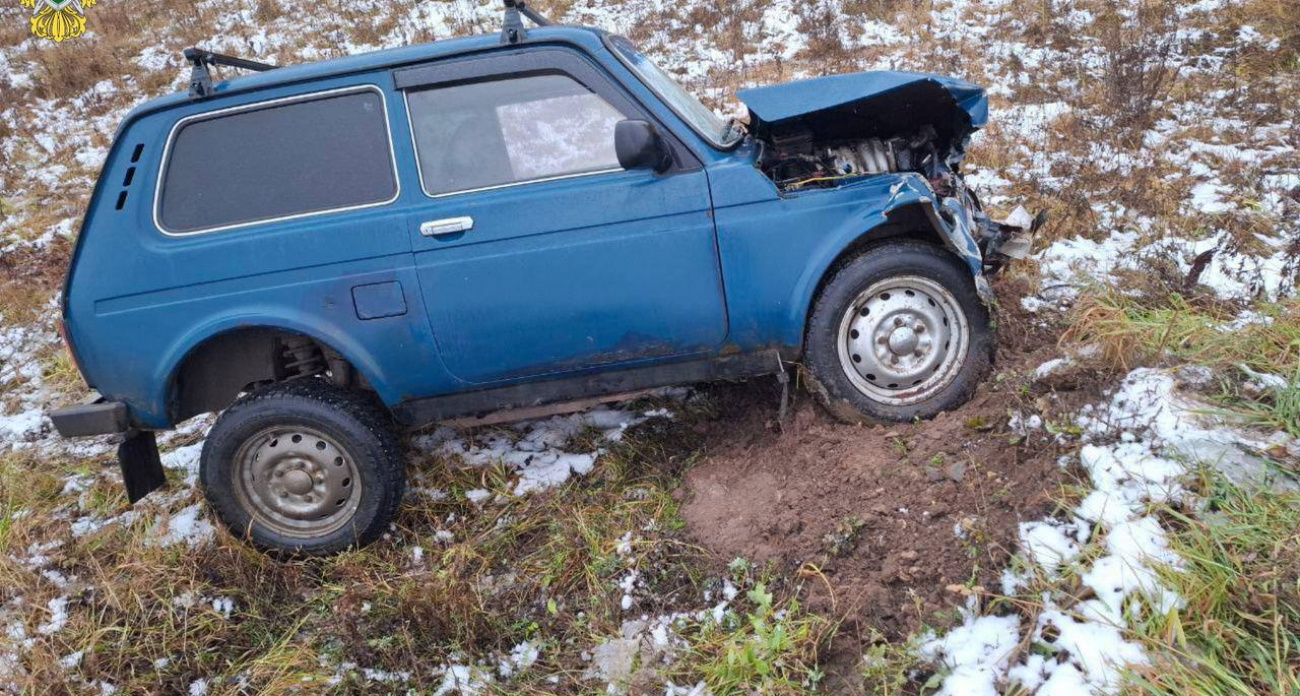 Четыре человека попали в больницу после аварии в Волжском районе