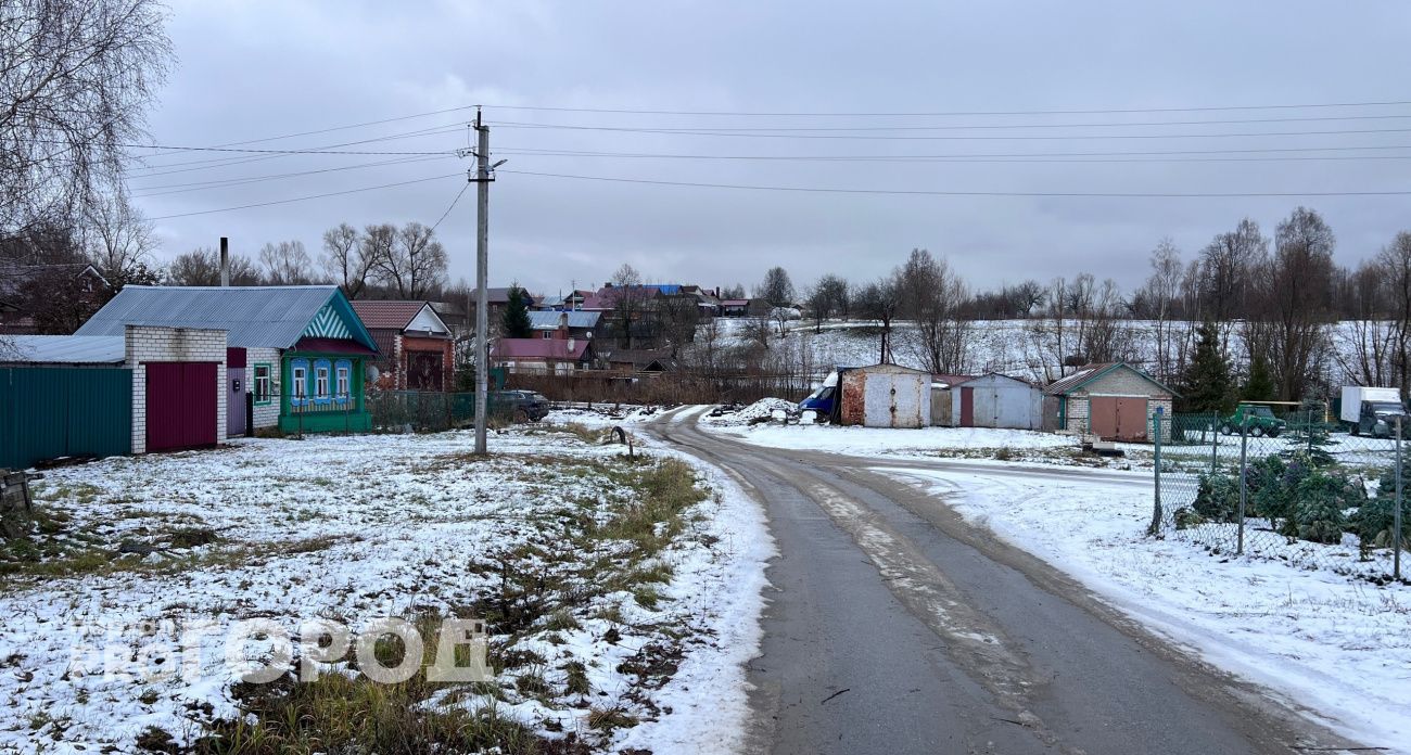 В Мари-Туреке ремонтировали дорогу, срезали асфальт и оставили так