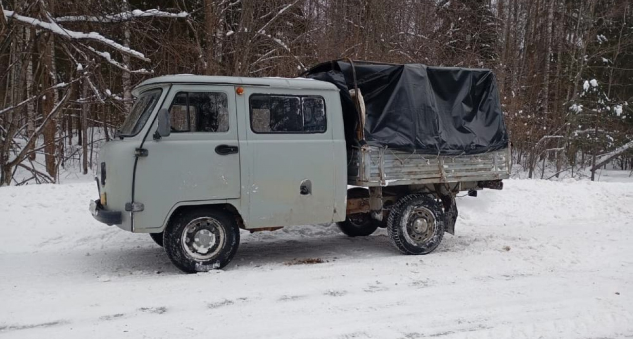 УАЗ с людьми опрокинулся во время движения в Звениговском районе