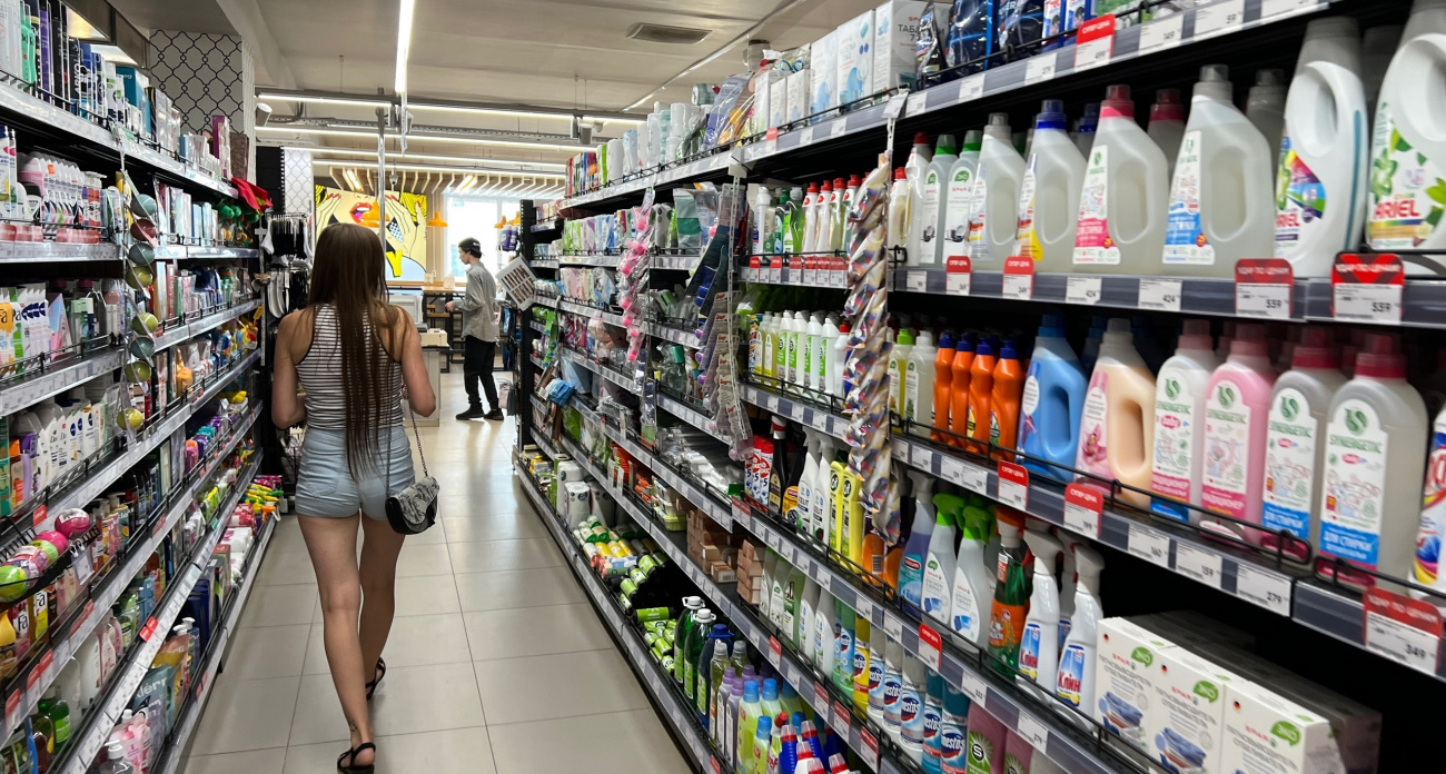 Дешевле и в разы лучше премиальных: в Роскачестве назвали волшебный гель для стирки – даже убирает катышки