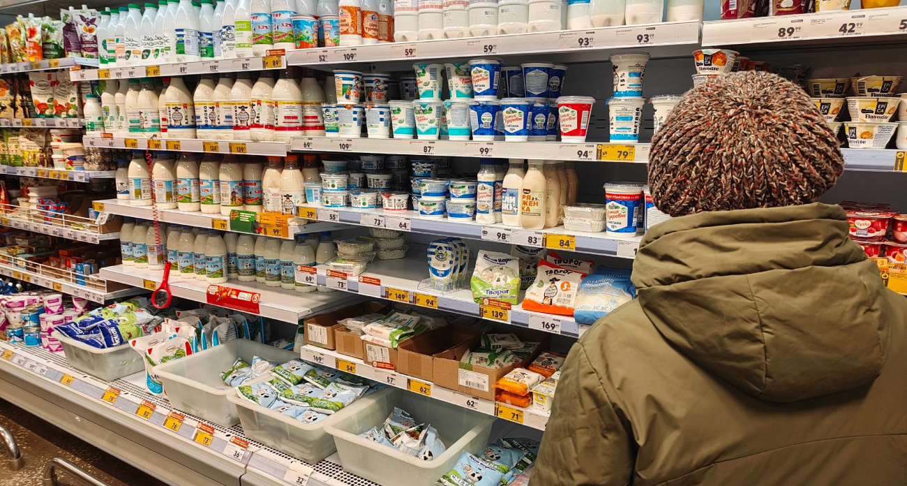 Пропадет из холодильников россиян: ситуация в стране подбросит цены на этот важный продукт в небеса