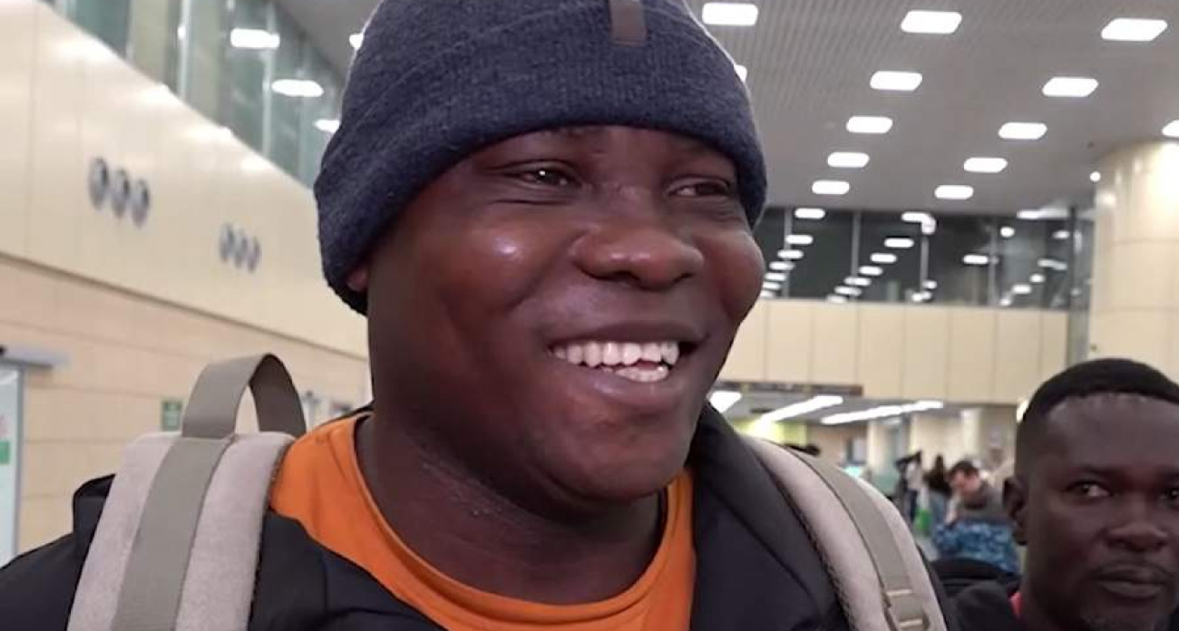 Звездный боксер Тетте пообещал зрителям "железный" бой в Йошкар-Оле: "Наделаем много шума"