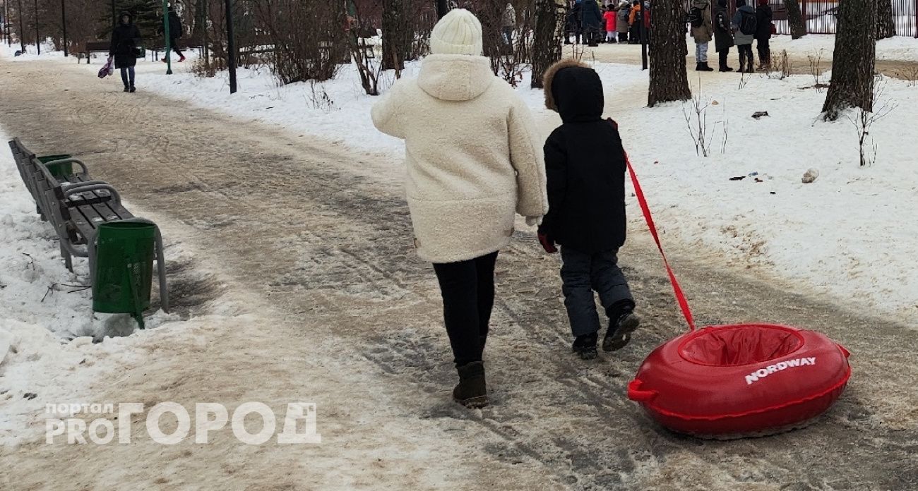 Держала за горло и обещала задушить: бабушка в Суслонгере вступилась за внука и напала на соседского мальчика