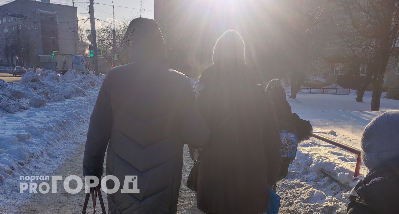 Бесплатно для всех пенсионеров в честь 9 Мая: подарок тем, у кого есть телефон