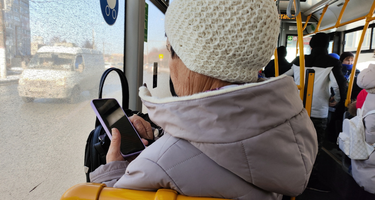 Всем, кто получает пенсии на карты: с 1 апреля на счете будет приятный сюрприз