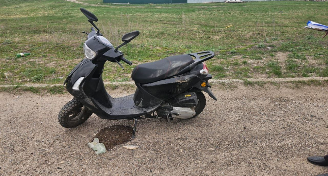 Байкер упал вместе со своим "конем" в Красногорском: не было даже прав