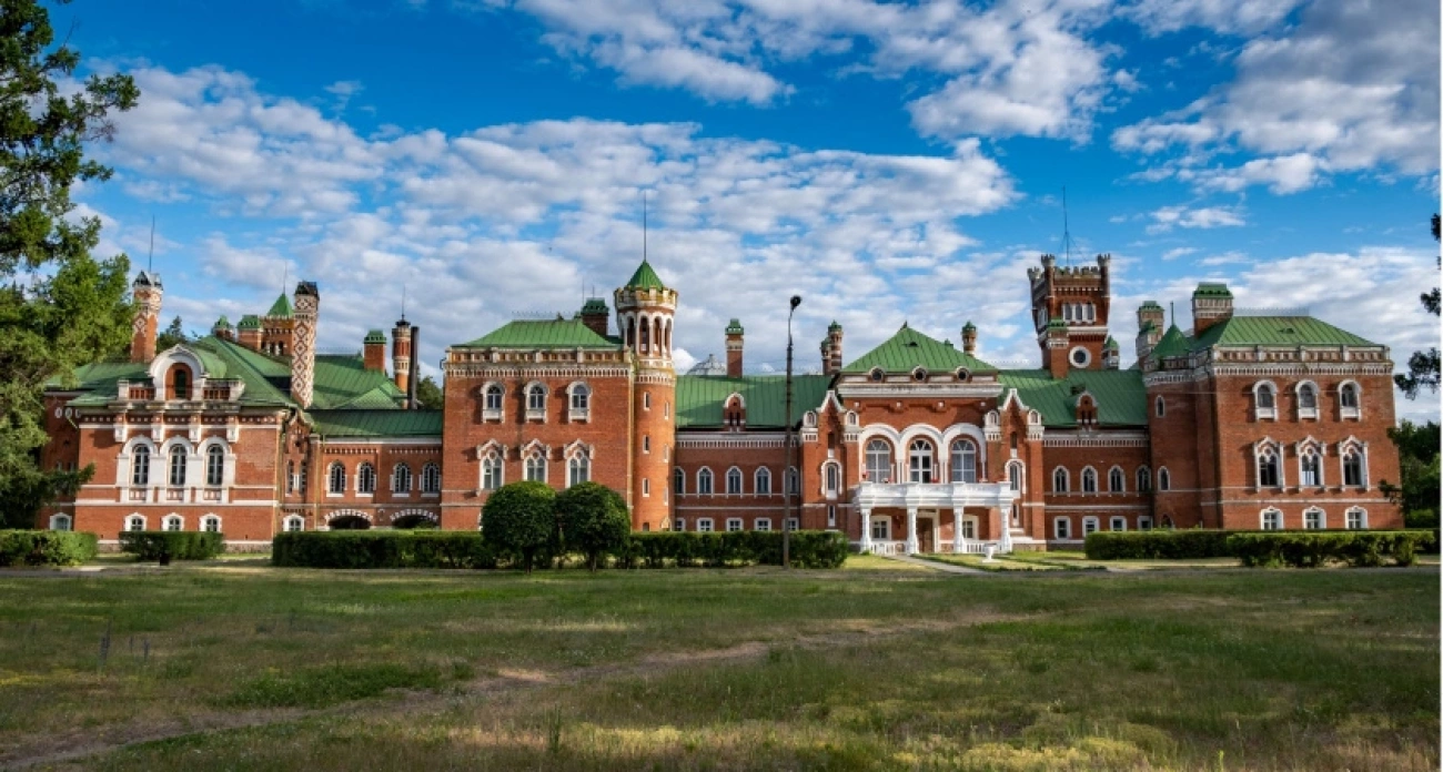 У Замка Шереметева построят новый причал