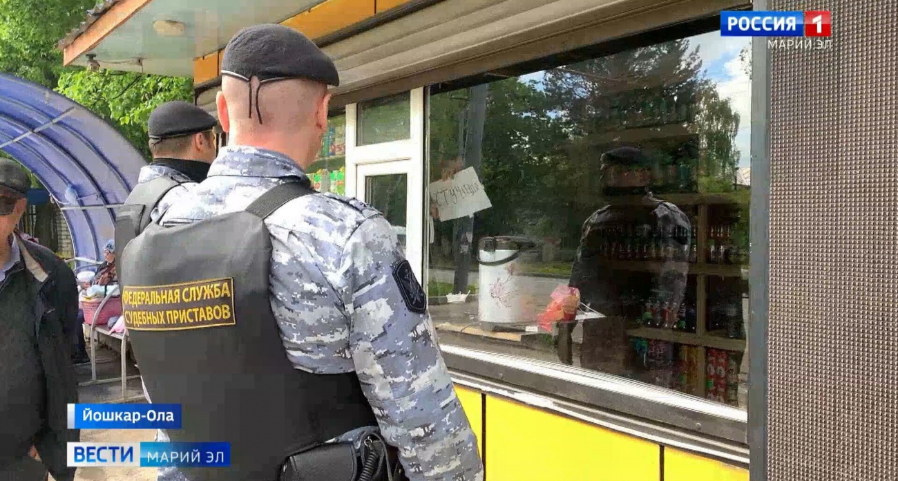 Закрытый в Йошкар-Оле за грязь киоск шаурмы продолжил работать, несмотря на запрет