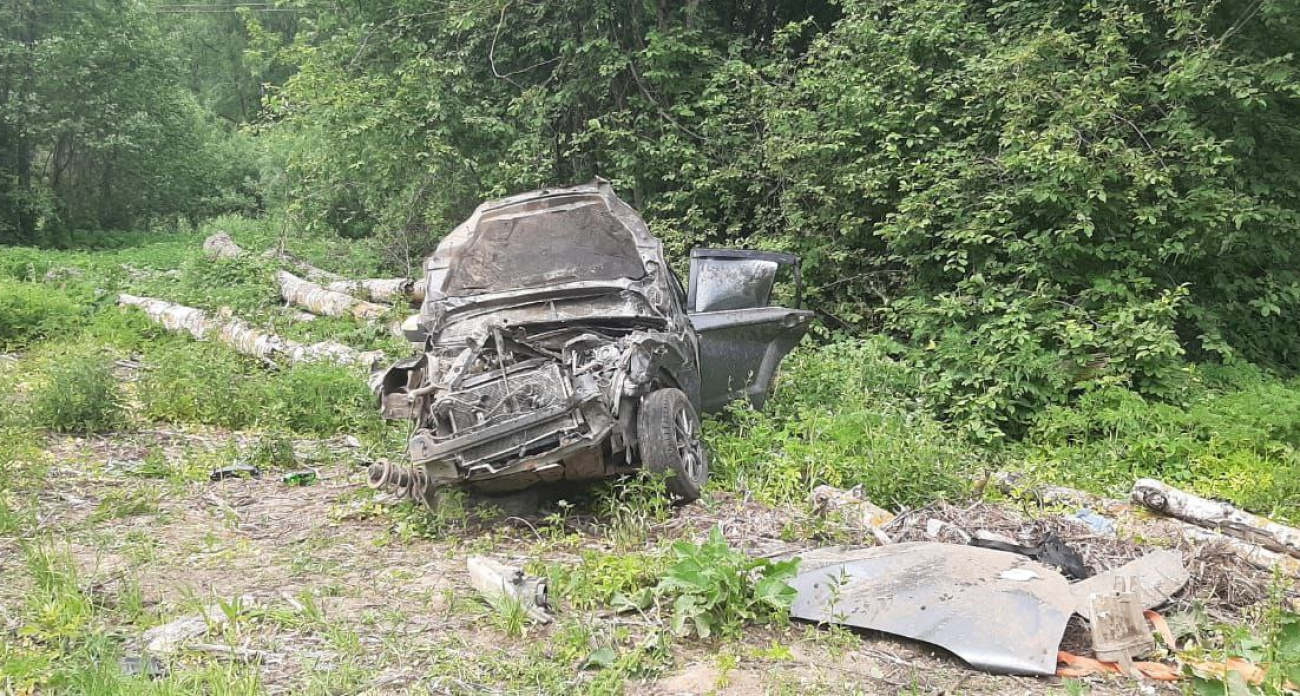Три человека погибли после вылета легковушки с трассы в Звениговском районе