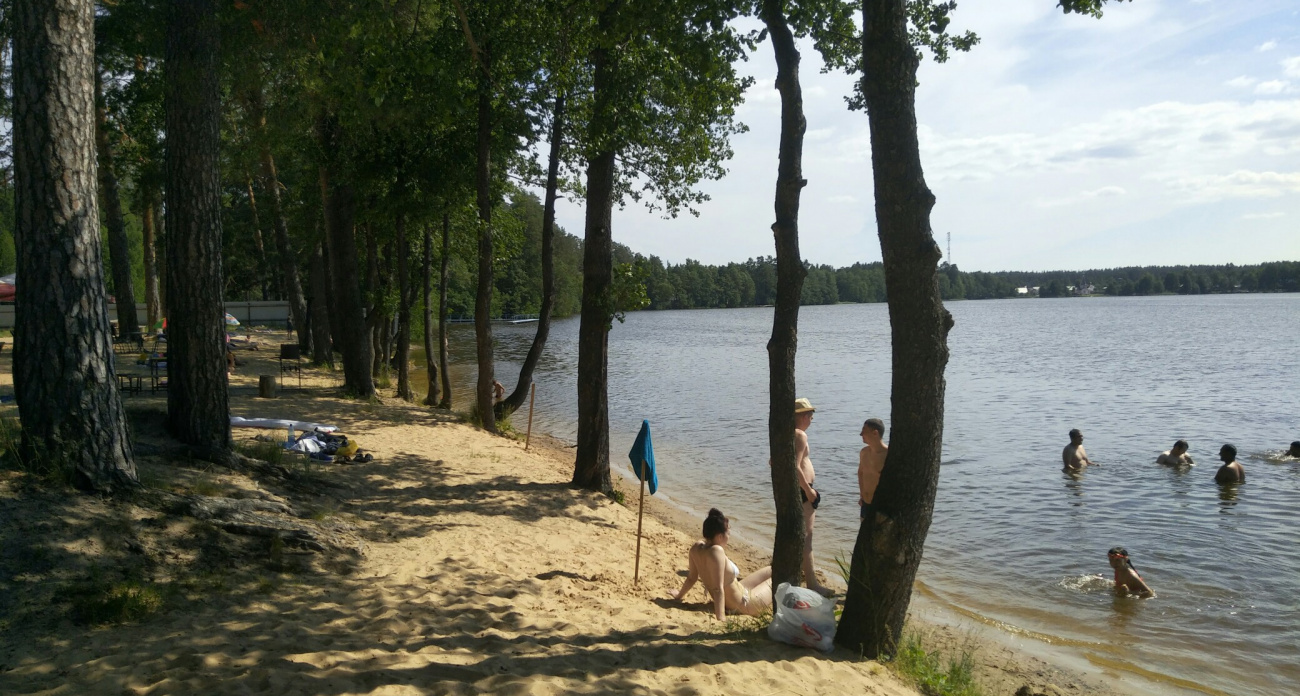 На раз-два подхватите 10-метрового паразита: а вы купаетесь там всей семьей