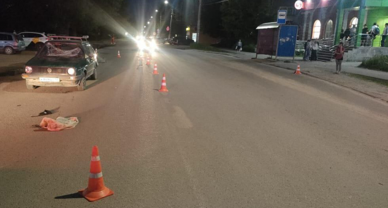 Мужчина перебегал дорогу в Волжске и попал под иномарку