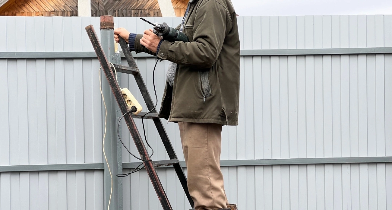 «На обозрении»: россиян заставят избавиться от глухих дачных заборов— новые правила с 1 июля