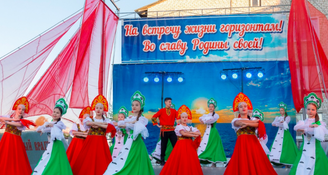 «Алые паруса» и фейерверк: как пройдет День молодежи в Горномарийском районе