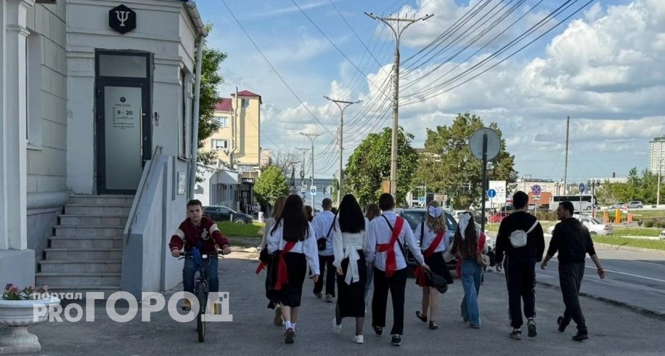 Два ученика одной школы сдали историю на 100 баллов в Параньгинском районе