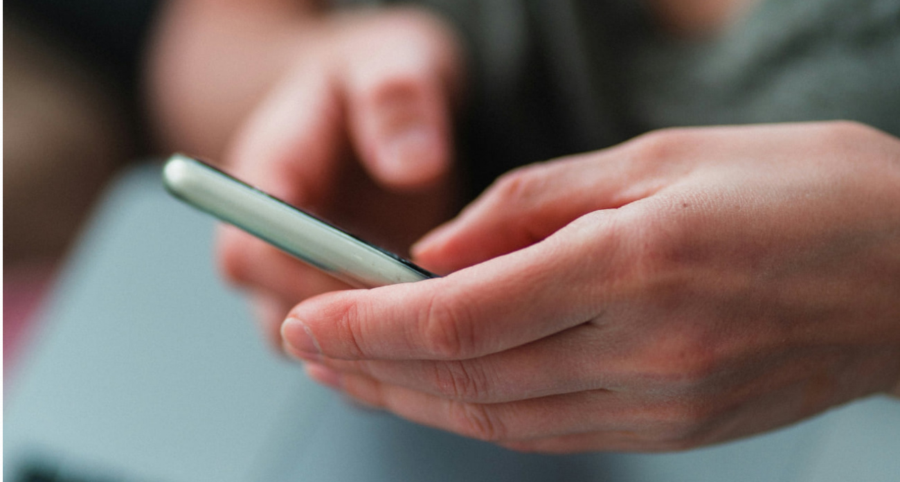 Эксперт рассказал, как защититься от мошенников в мессенджерах 