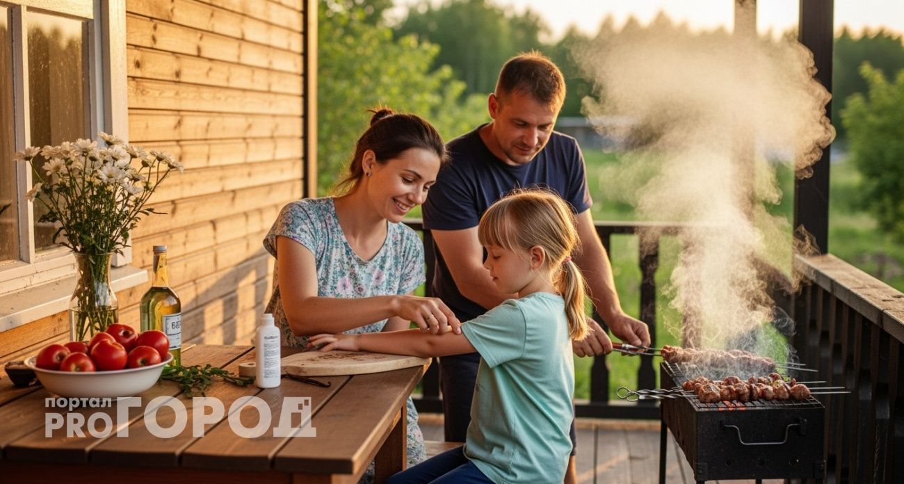 Комары в панике разлетятся кто куда: сладкий способ за 15 рублей спасет от зуда и жужжания всю семью