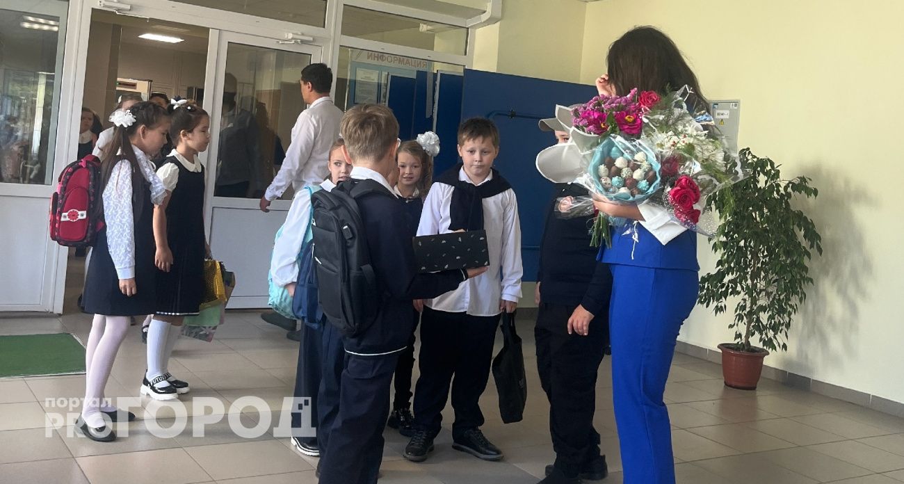 Родителям школьников переведут 17 тысяч на карту: решение уже в Госдуме