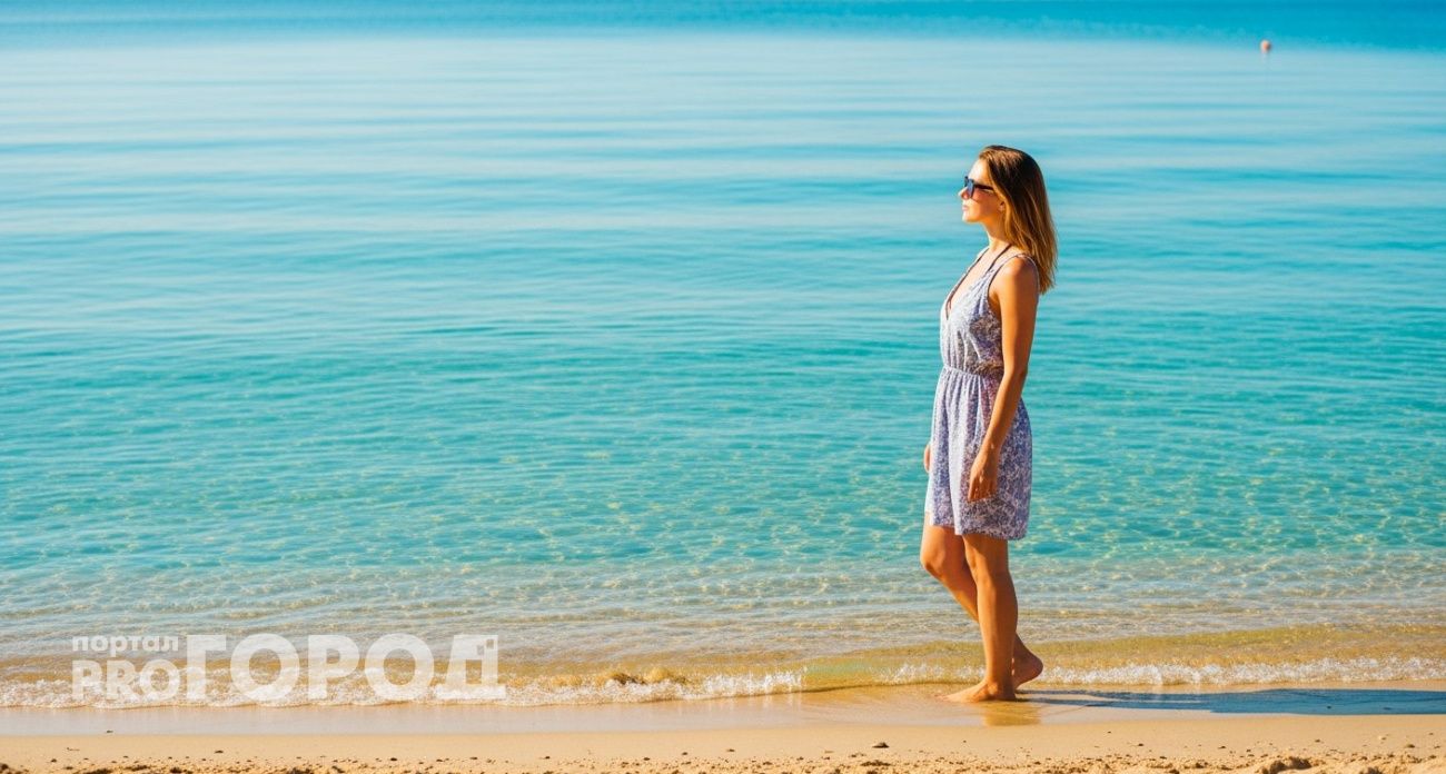 Никакой толпы на берегу - только вы, рыбки и голубая прозрачная вода: идеальный пляж найден в России