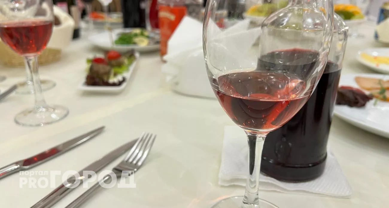 Отравление алкоголем и дефицит кадров на заводах: главные новости за 13 августа в Йошкар-Оле