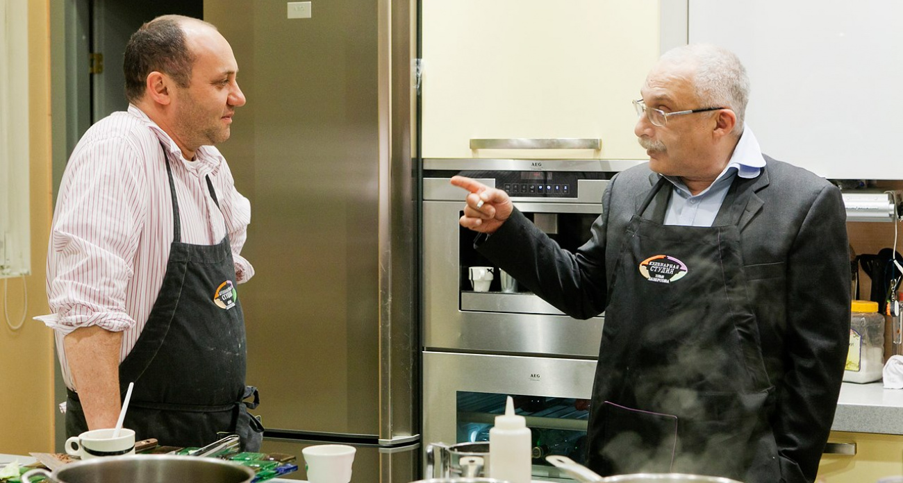 Знаменитый шеф-повар приедет на "Йошка Еш" и научит готовить печенку