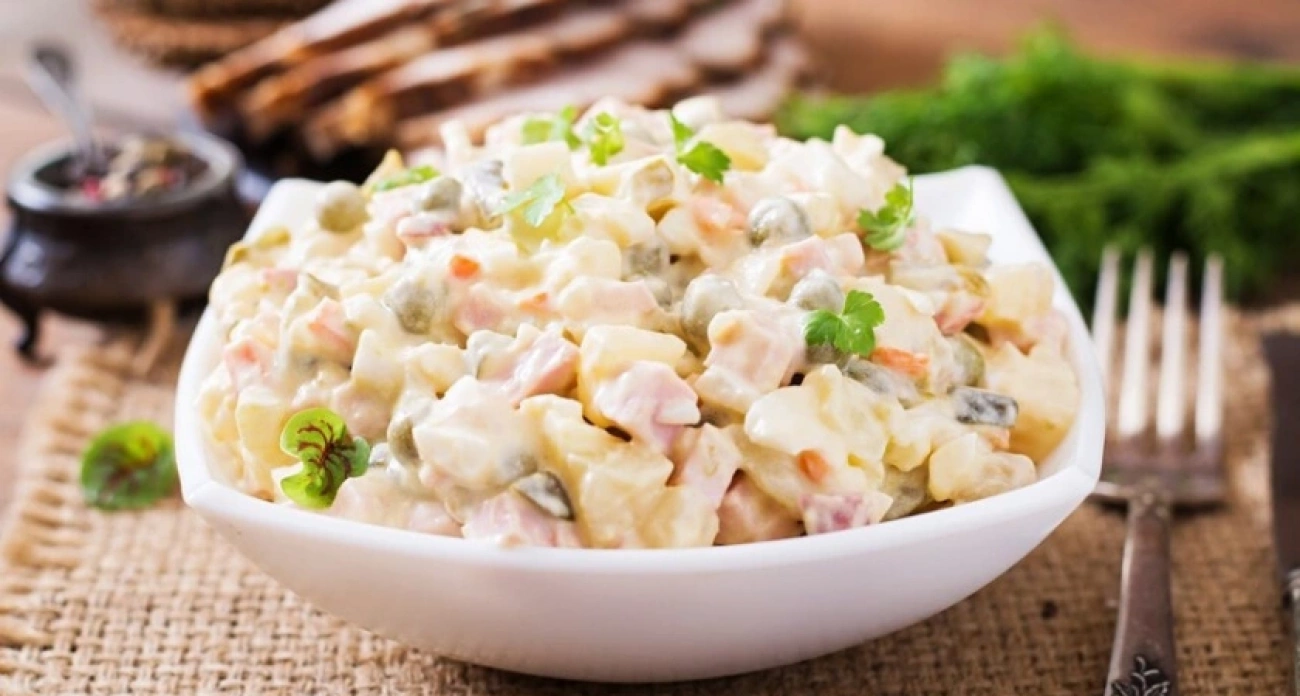 Как приготовить салат "Киевский" – рецепт