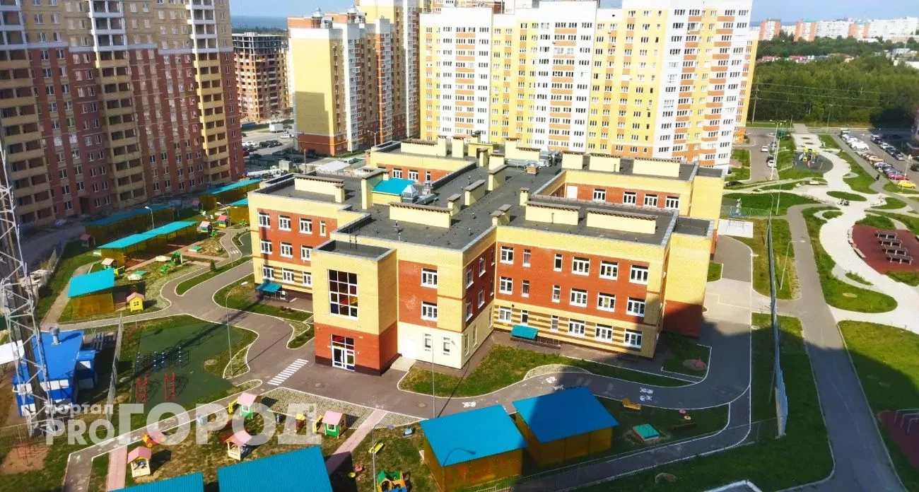 Йошкар-Ола: лицей в топ-500 школ страны и карантин из-за опасного сорняка - главные новости за 27 августа