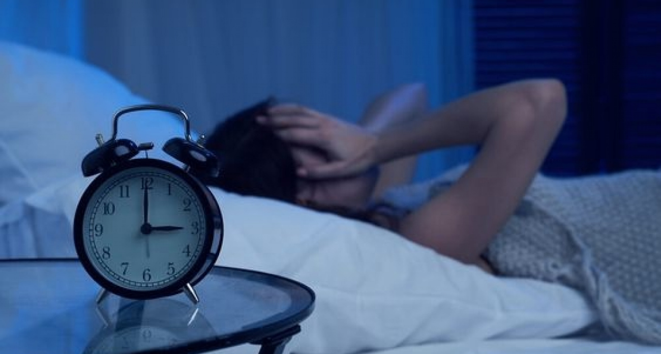 На каком боку вреднее всего спать?