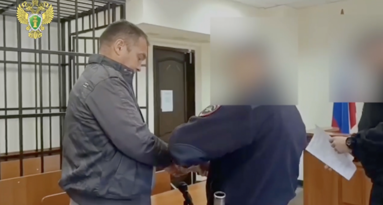 Агрессивный самокатчик разбил бутылку о голову полицейского в Йошкар-Оле