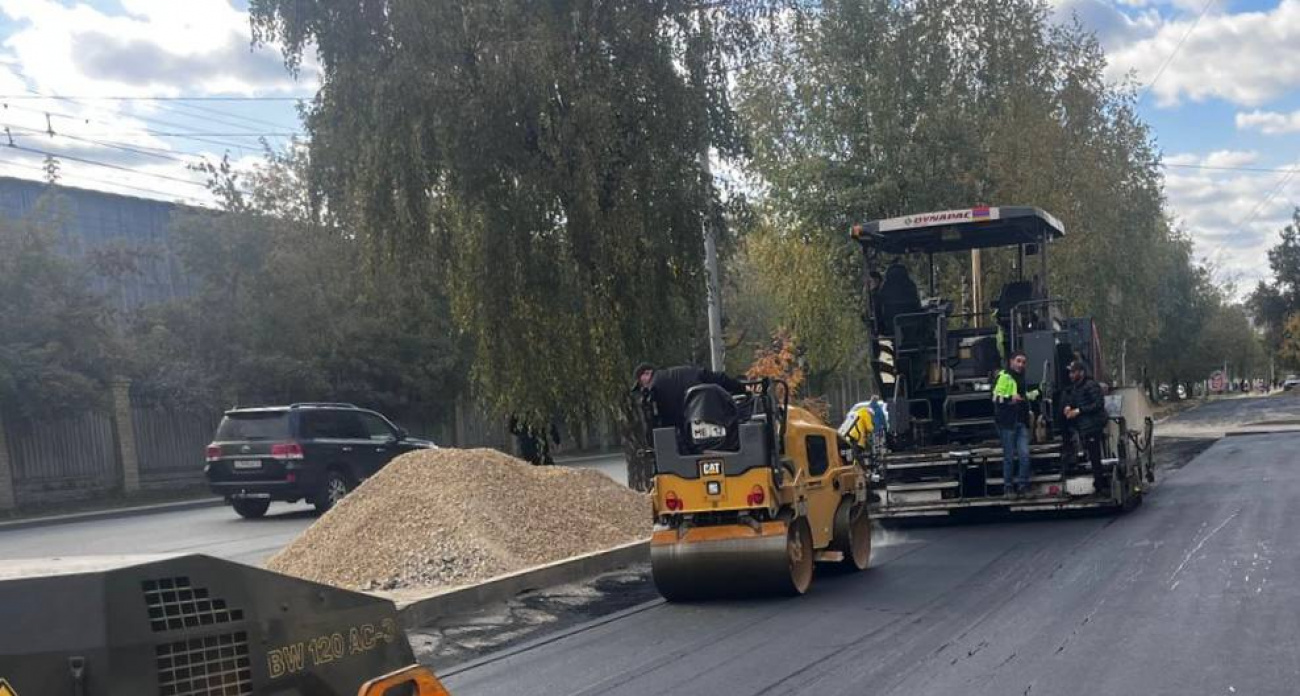 Долгожданный ремонт дорог делают в Йошкар-Оле на улице имени немецкого политика