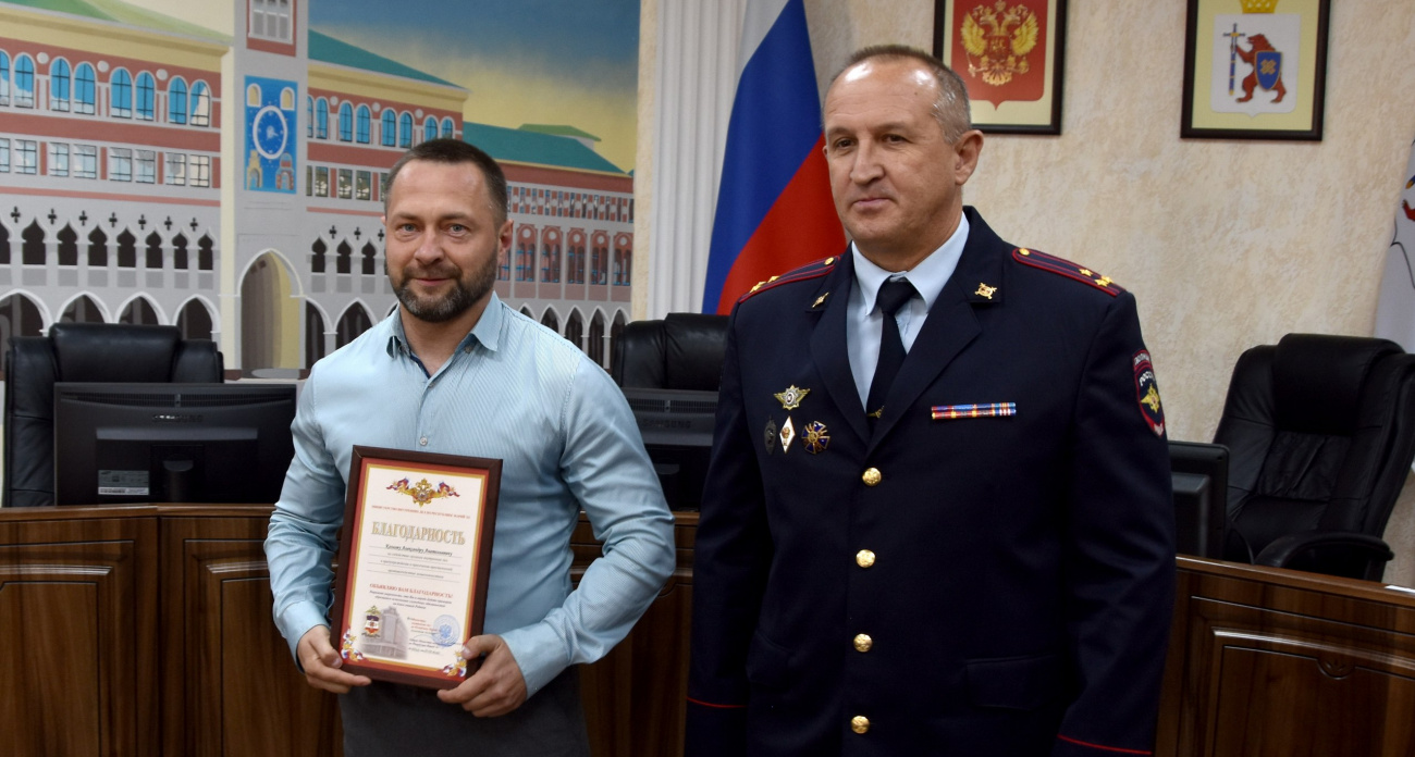 Сотрудник ломбарда в Марий Эл распознал преступников и спас пенсионерку