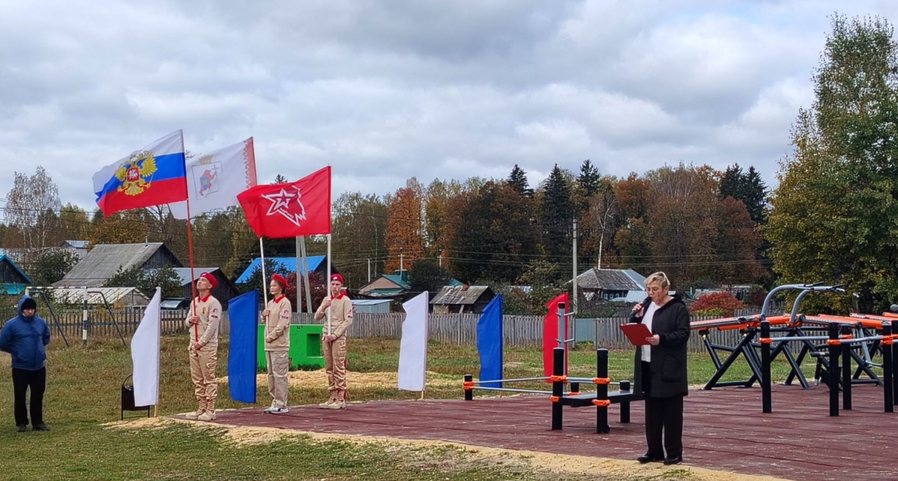 В поселке Визимьяры построена новая спортивная площадка