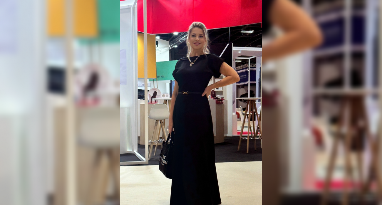 Йошкаролинка сменила работу бухгалтера на визажиста и покорила Париж